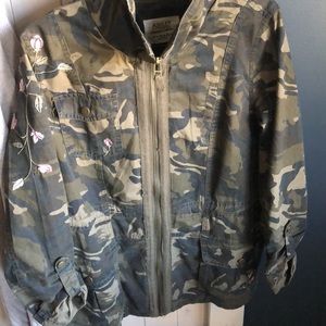 Light Camo Jacket W/ Flower Detail